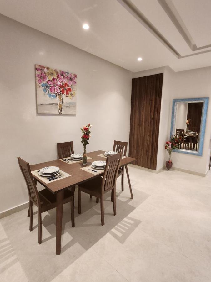 Modern Luxury Retreat: 2-Bedroom Apartment In The Heart Of Marrakech Marakeş Dış mekan fotoğraf