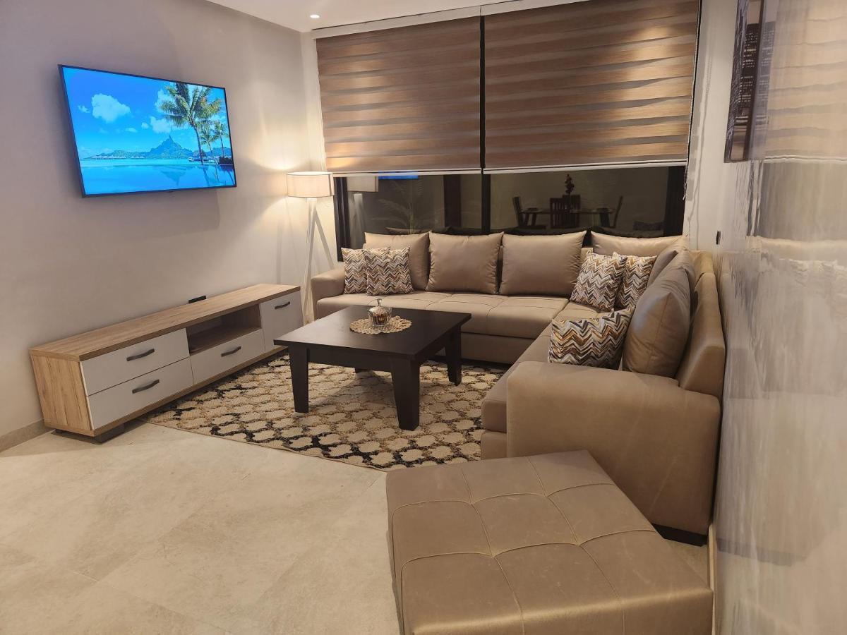 Modern Luxury Retreat: 2-Bedroom Apartment In The Heart Of Marrakech Marakeş Dış mekan fotoğraf